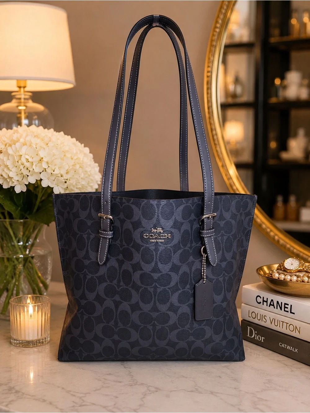 Coach Mollie tote 25 signature
